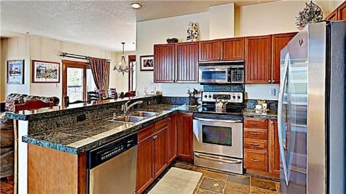 Breckenridge 3 Bedroom Condo at Main Street Station Walk to Lifts - image 13