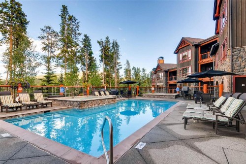 Breckenridge 3 Bedroom Condo at Blue Sky 5-Star and Ski-In Ski-out!