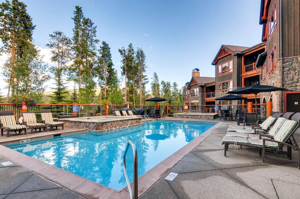 Breckenridge 3 Bedroom Condo at Blue Sky 5-Star and Ski-In Ski-out! - main image