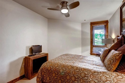 Breckenridge 3 Bedroom Condo at Blue Sky 5-Star and Ski-In Ski-out! - image 15