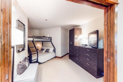 Breckenridge 1 Bedroom Condo at Blue Sky Ski-in Ski-out - image 14