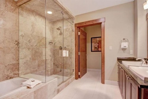 Breckenridge 4 Bedroom Condo at One Ski Hill Ski-in Ski-out concierge services - image 18
