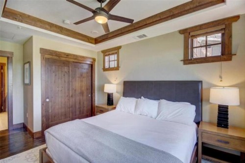 Breckenridge 3 Bedroom Condo at One Ski Hill Ski-in Ski-out concierge services - image 20