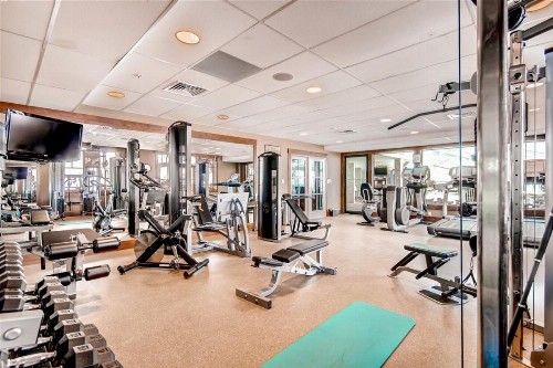 Breckenridge 3 Bedroom Condo at One Ski Hill Ski-in Ski-out concierge services - image 7
