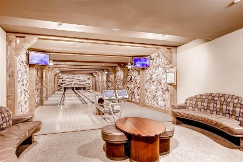 Breckenridge 3 Bedroom Condo at One Ski Hill Ski-in Ski-out concierge services - image 9