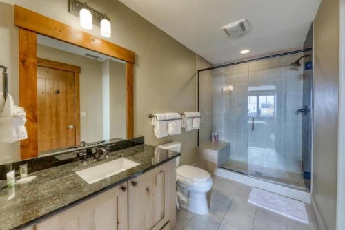 Breckenridge 2 Bedroom Condo at One Ski Hill Ski-in Ski-out concierge services - image 13