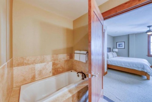 Breckenridge 2 Bedroom Condo at One Ski Hill Ski-in Ski-out concierge services - image 25