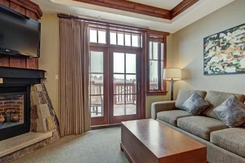 Breckenridge 1 Bedroom Condo at One Ski Hill Ski-in Ski-out concierge servies - image 13