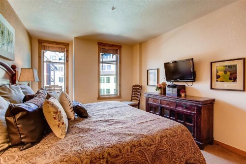 Breckenridge 2 Bedroom Condo at Main St. Station walk to Gondola - image 17