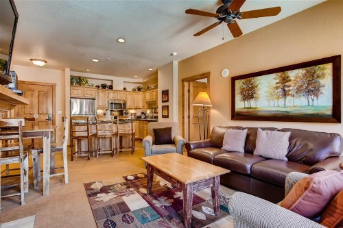 Breckenridge 2 Bedroom Condo at Main St. Station walk to Gondola - image 19