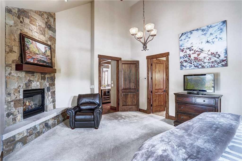 Grand Campion Home - image 5