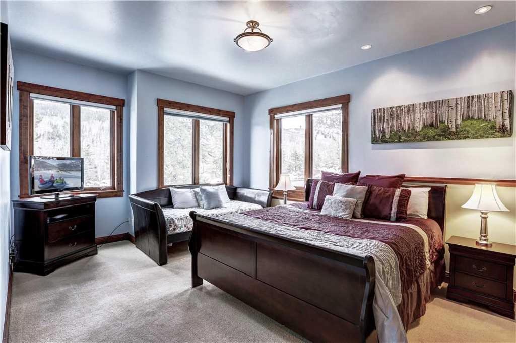 Grand Campion Home - image 6