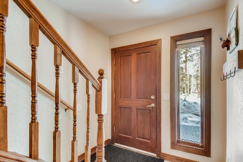 Pinecreek #F - 3 BR - Close to Town - Shuttle to Slopes - Pool and Hot Tub Access - image 26