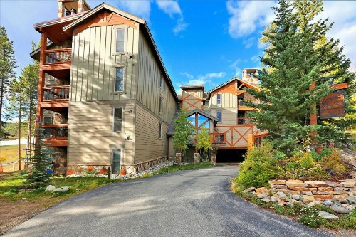 SkiWatch-317 - image 40