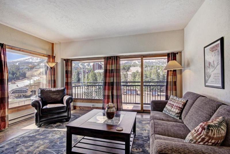 Breckenridge Village 3 Bedroom Luxury Condo Walk to Lifts & Historic Downtown - image 4