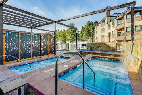 Breckenridge Village 2 Bedroom Luxury Condo Walk To Lifts & Downtown - image 21