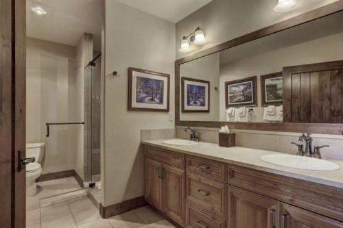Breckenridge Crystal Peak Lodge 4 Bedroom Luxury Condo Ski-In Ski-Out Access - image 26