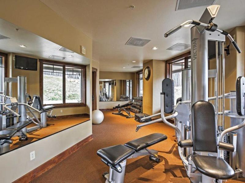 Breckenridge Crystal Peak Lodge 4 Bedroom Luxury Condo Ski-In Ski-Out Access - image 6