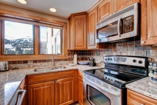 Breckenridge Village 1 Bedroom Luxury Condo 24-Hour Check-In & Services - image 21