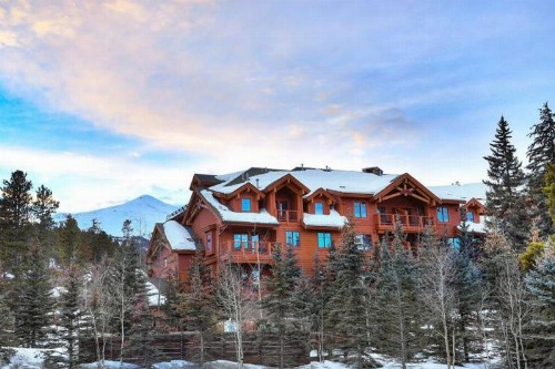 Breckenridge Mountain Thunder Lodge 3 Bedroom Luxury Condo. Ski-In Access.