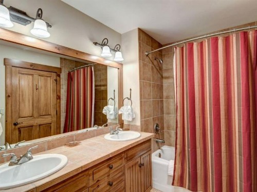 Breckenridge Mountain Thunder Lodge 3 Bedroom Luxury Condo. Ski-In Access. - image 19