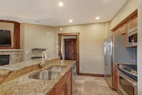 Breckenridge Crystal Peak Lodge 1 Bedroom Luxury Condo Voted #1 in Breck! - image 18