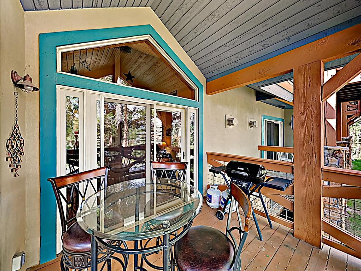 New Listing! Refined Condo W/ Hot Tub – Near Lifts Condo - image 7