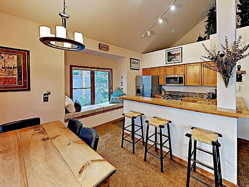 New Listing! Refined Condo W/ Hot Tub – Near Lifts Condo - image 9