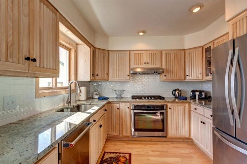 Harris House - image 11