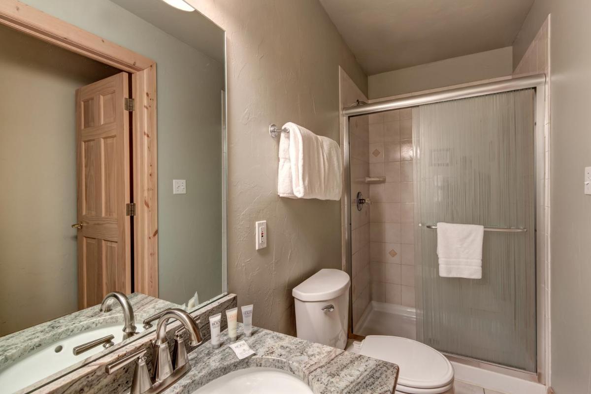 Harris House - image 7
