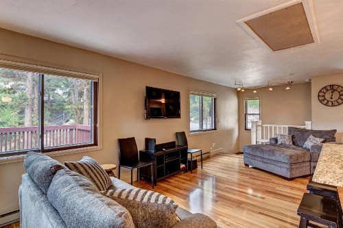 Baldy Townhouse - image 10