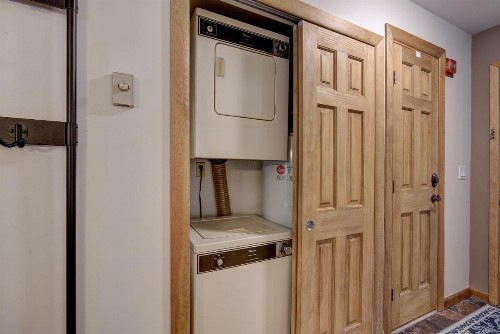 Ski Haven in Breck - 2BR in Sundowner II w Hot Tub - image 11