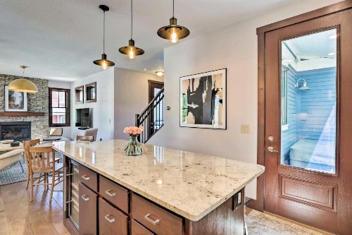 Stunning Breckenridge Home with Hot Tub Explore DT! - image 4