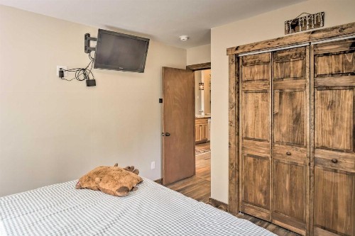 Upscale Mountain Living in Breck Hot Tub and Views! - image 12