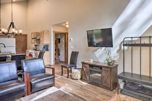 Upscale Mountain Living in Breck Hot Tub and Views! - image 6