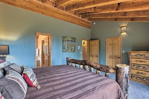 Rustic Breckenridge Escape with Hot Tub and MTN Views! - image 6