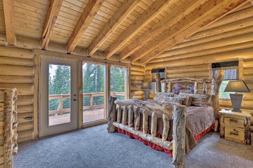 Rustic Breckenridge Escape with Hot Tub and MTN Views! - image 7