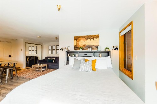 O'clock Road Condos - image 8