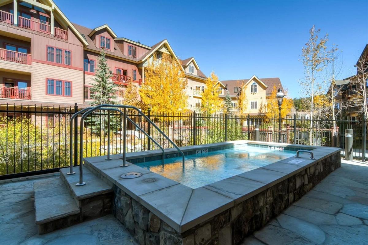 Breck Water House 6111 - main image