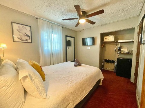 Fireside Inn - image 11