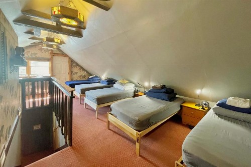 Fireside Inn - image 4