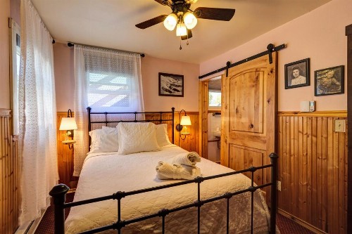 Fireside Inn - image 6