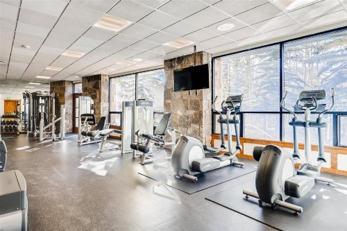 Breckenridge 3 Bedroom Condo at Water House Walk to Lifts On Main Street - image 15