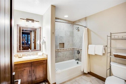Breckenridge 3 Bedroom Condo at Water House Walk to Lifts On Main Street - image 20