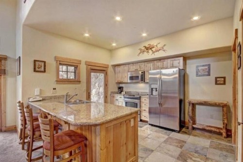 Breck Mtn Thunder 3 Townhome 305 - image 12
