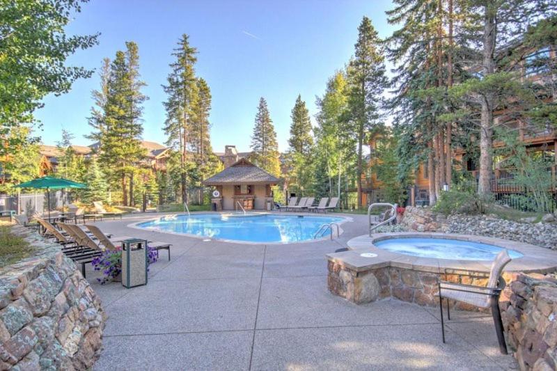 Breck Mtn Thunder 3 Townhome 305 - image 2