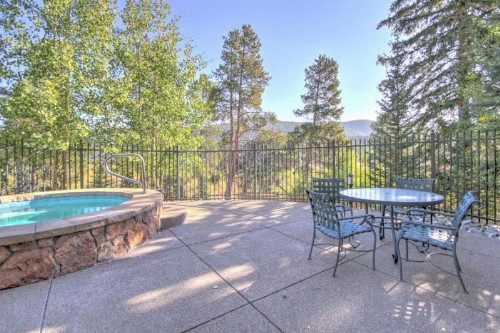 Breck Mtn Thunder 3 Townhome 305 - image 3