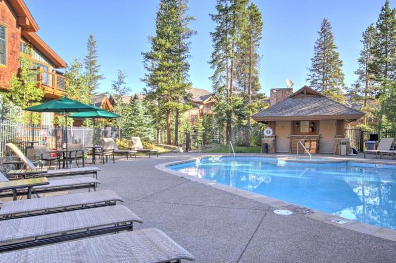 Breck Mtn Thunder 3 Townhome 305 - image 6