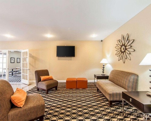 Quality Inn & Suites Bremen - image 4