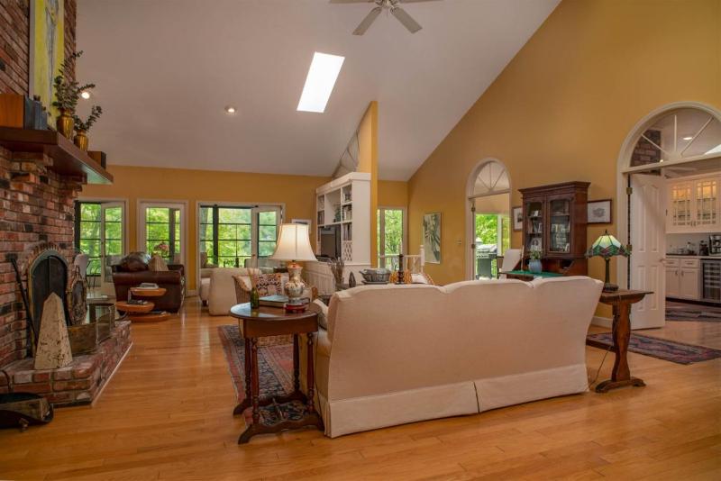 Ticoa Lake House - image 7